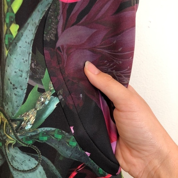 Ted Baker Carllie Floral Skater Scuba Dress 4 - Picture 12 of 15